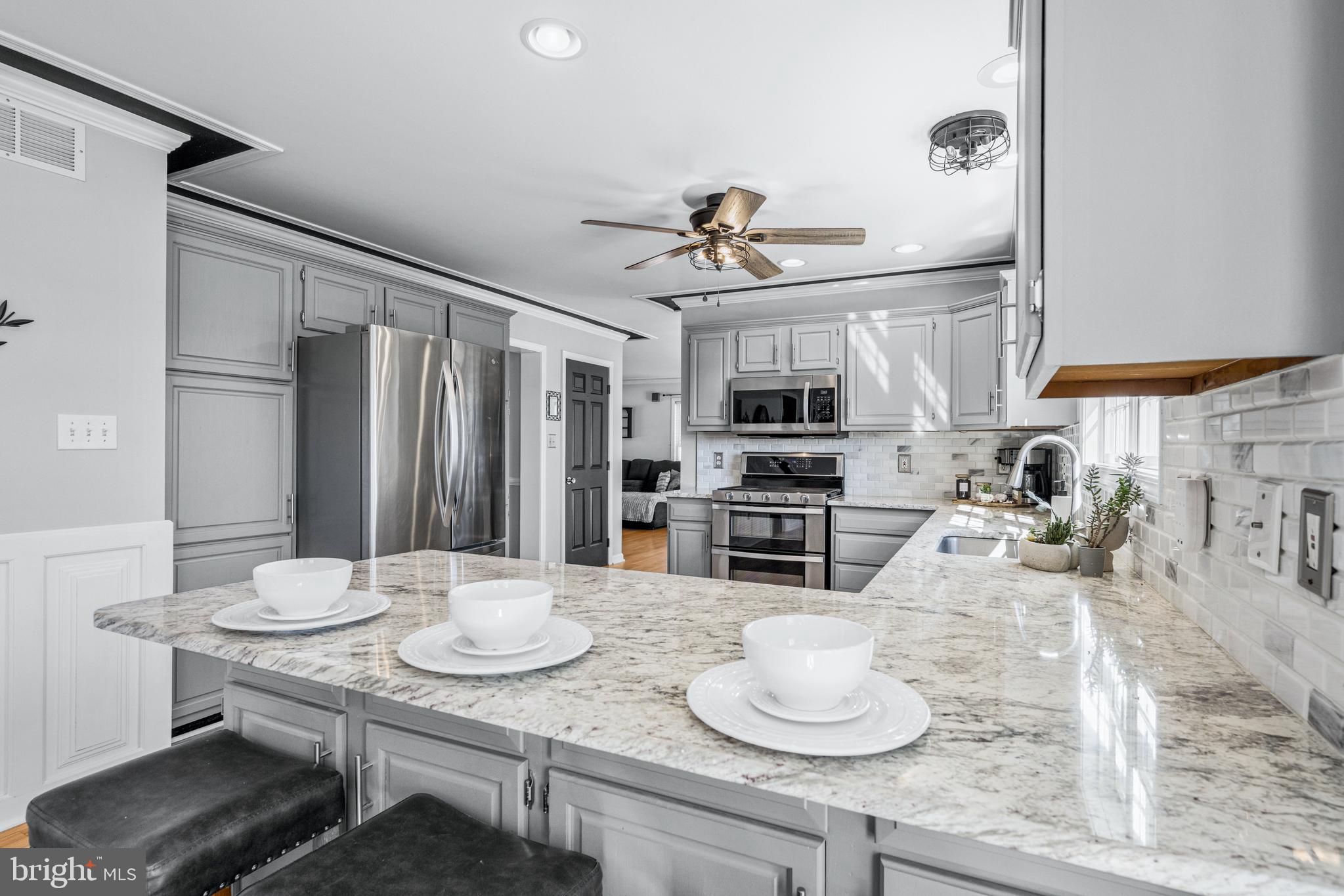 427 Sawgrass Court