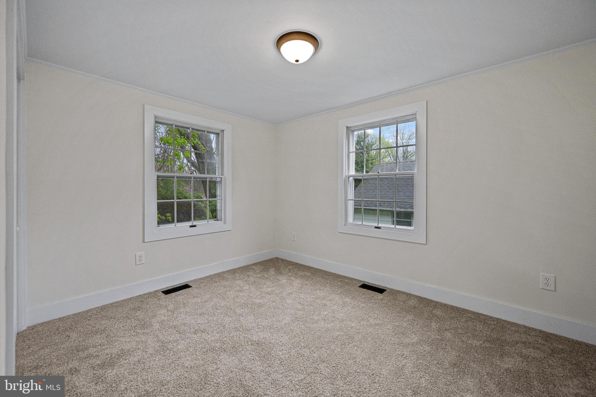 44 Sullivan Rd