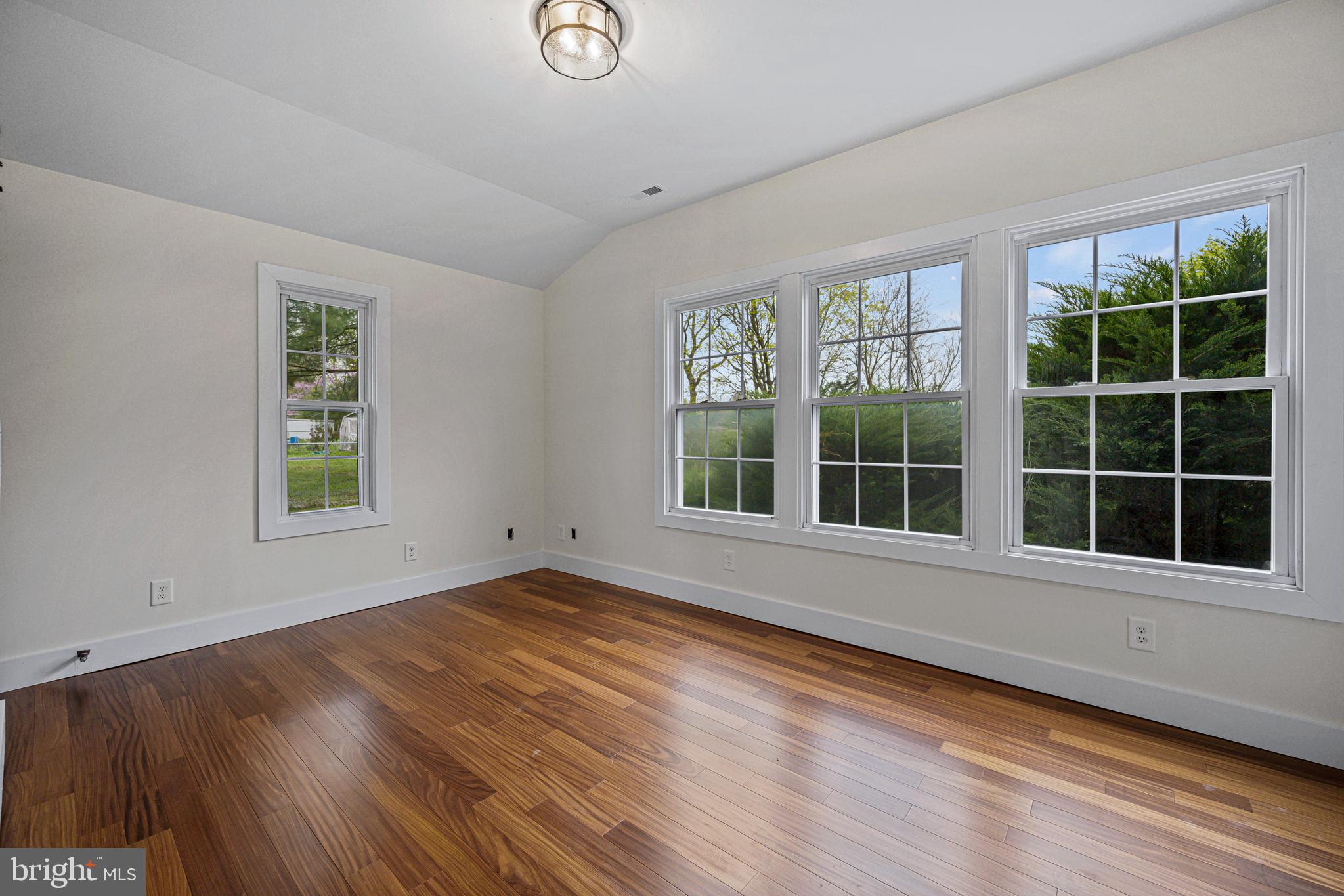 44 Sullivan Rd