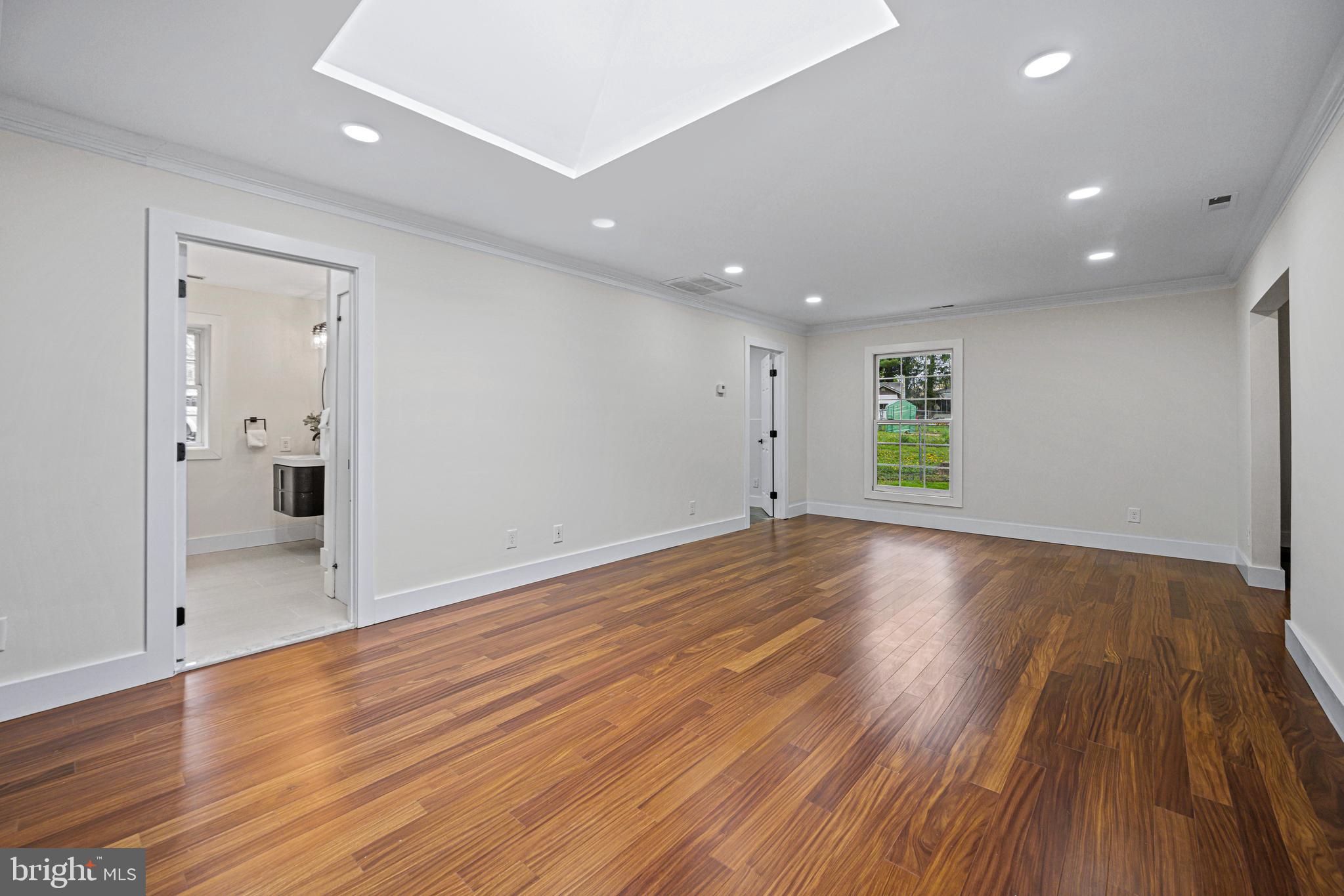 44 Sullivan Rd
