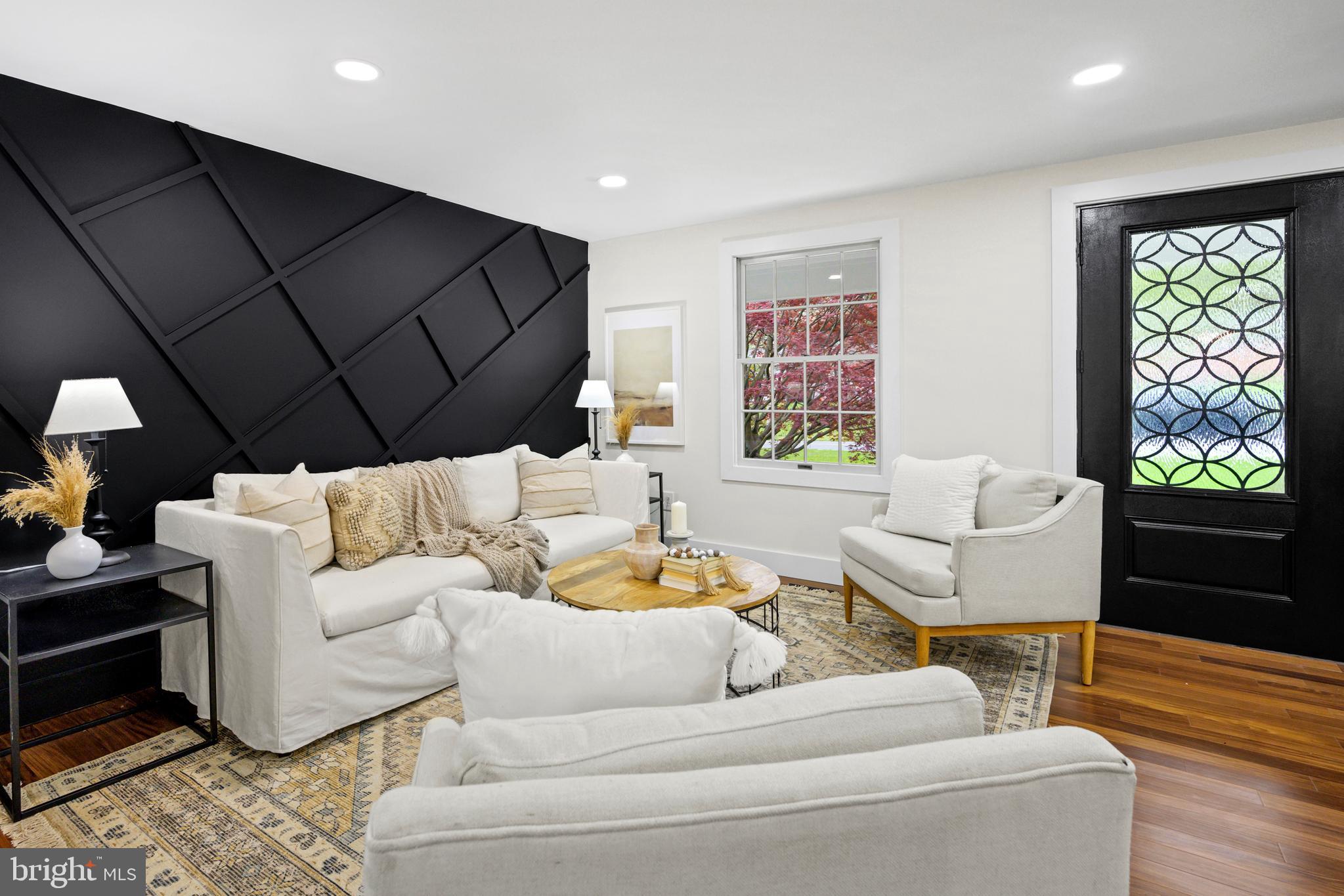 44 Sullivan Rd
