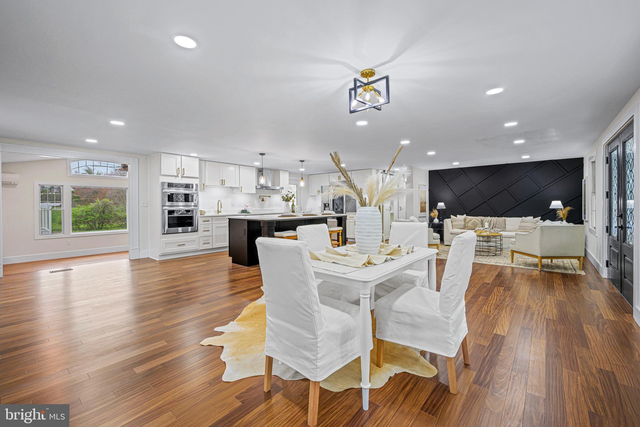 44 Sullivan Rd