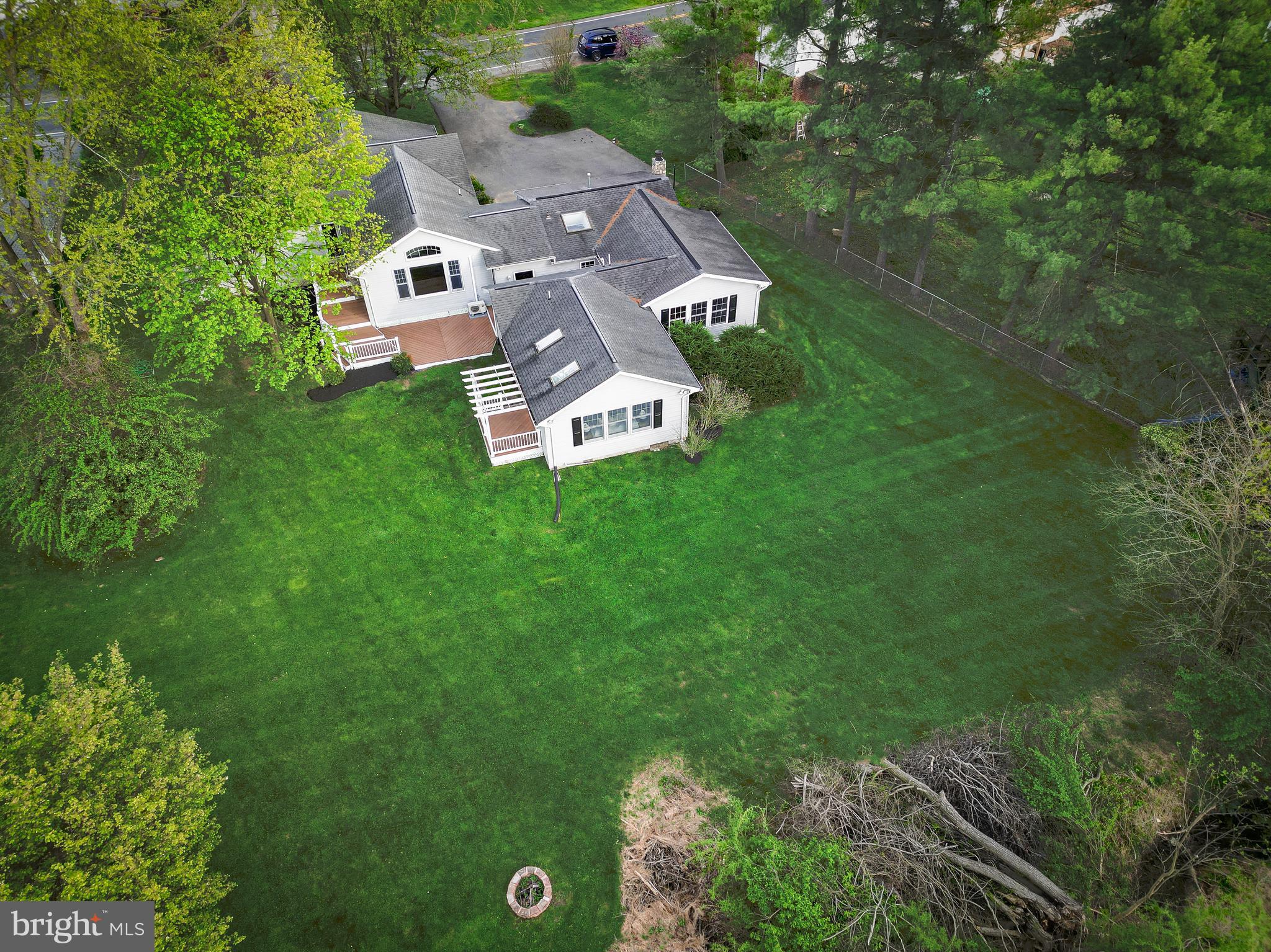44 Sullivan Rd