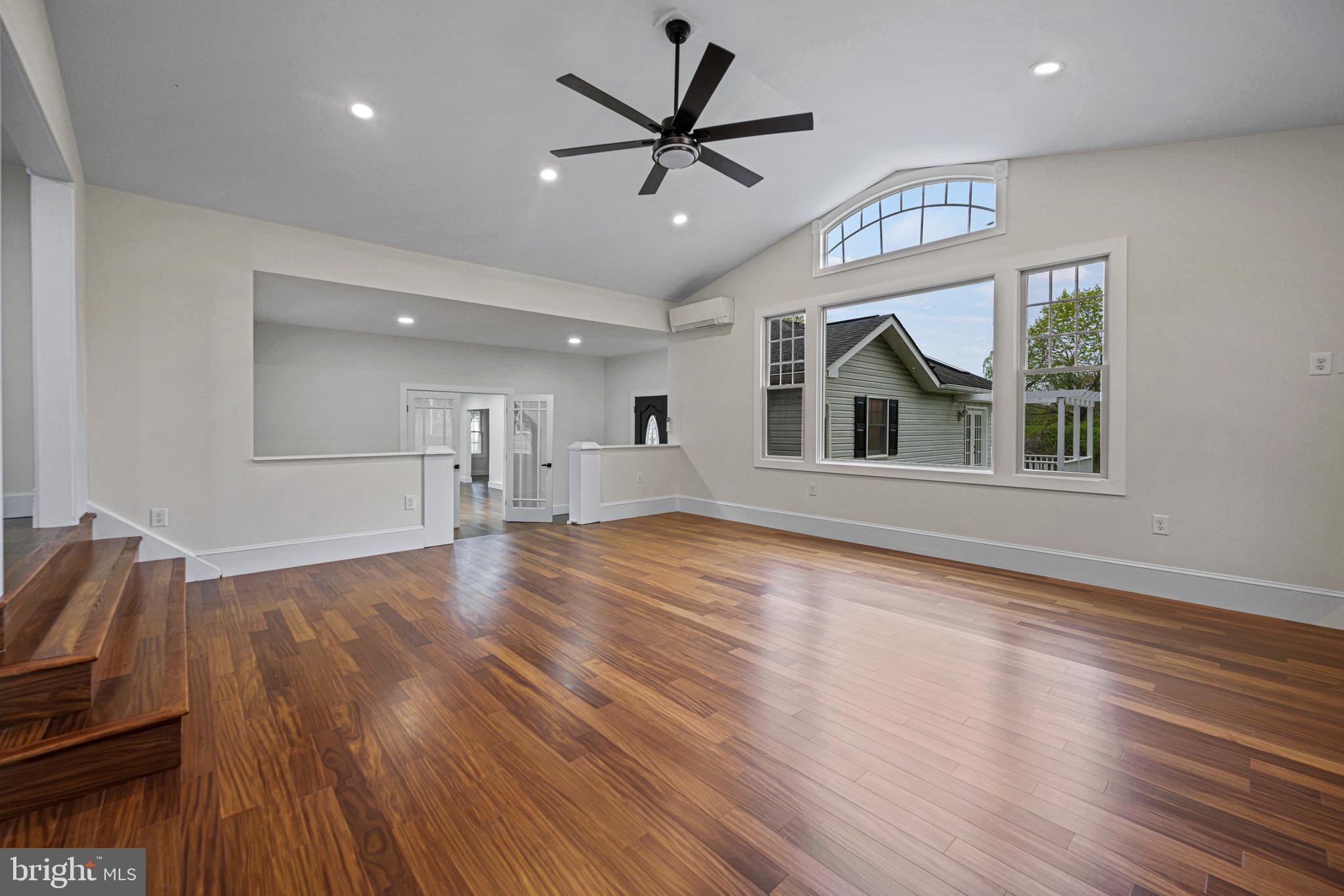 44 Sullivan Rd