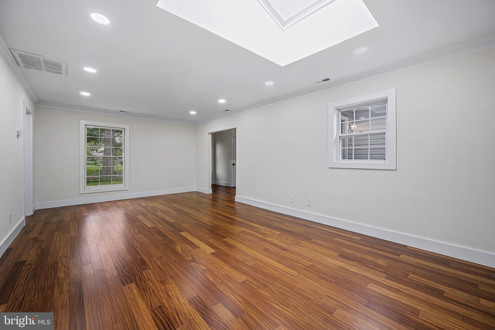 44 Sullivan Rd