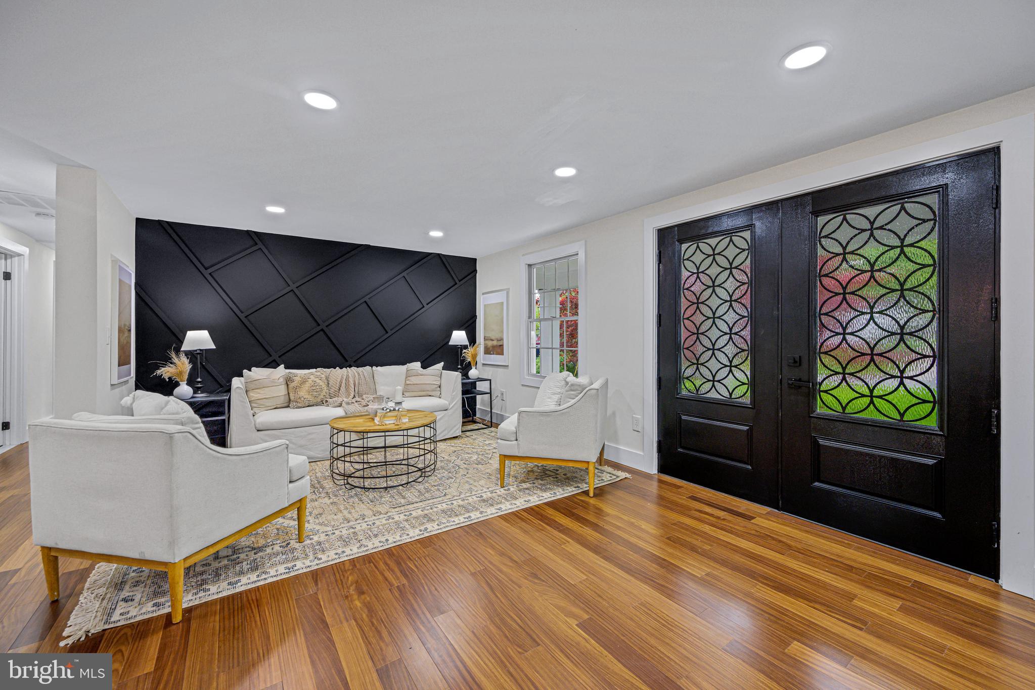 44 Sullivan Rd