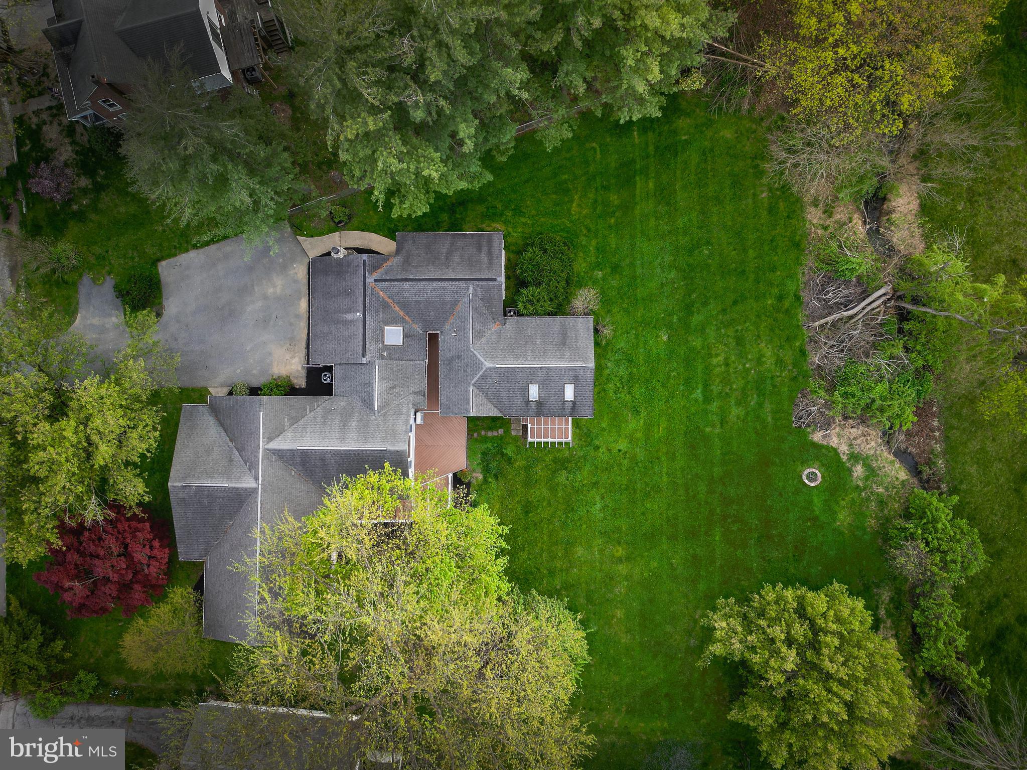 44 Sullivan Rd