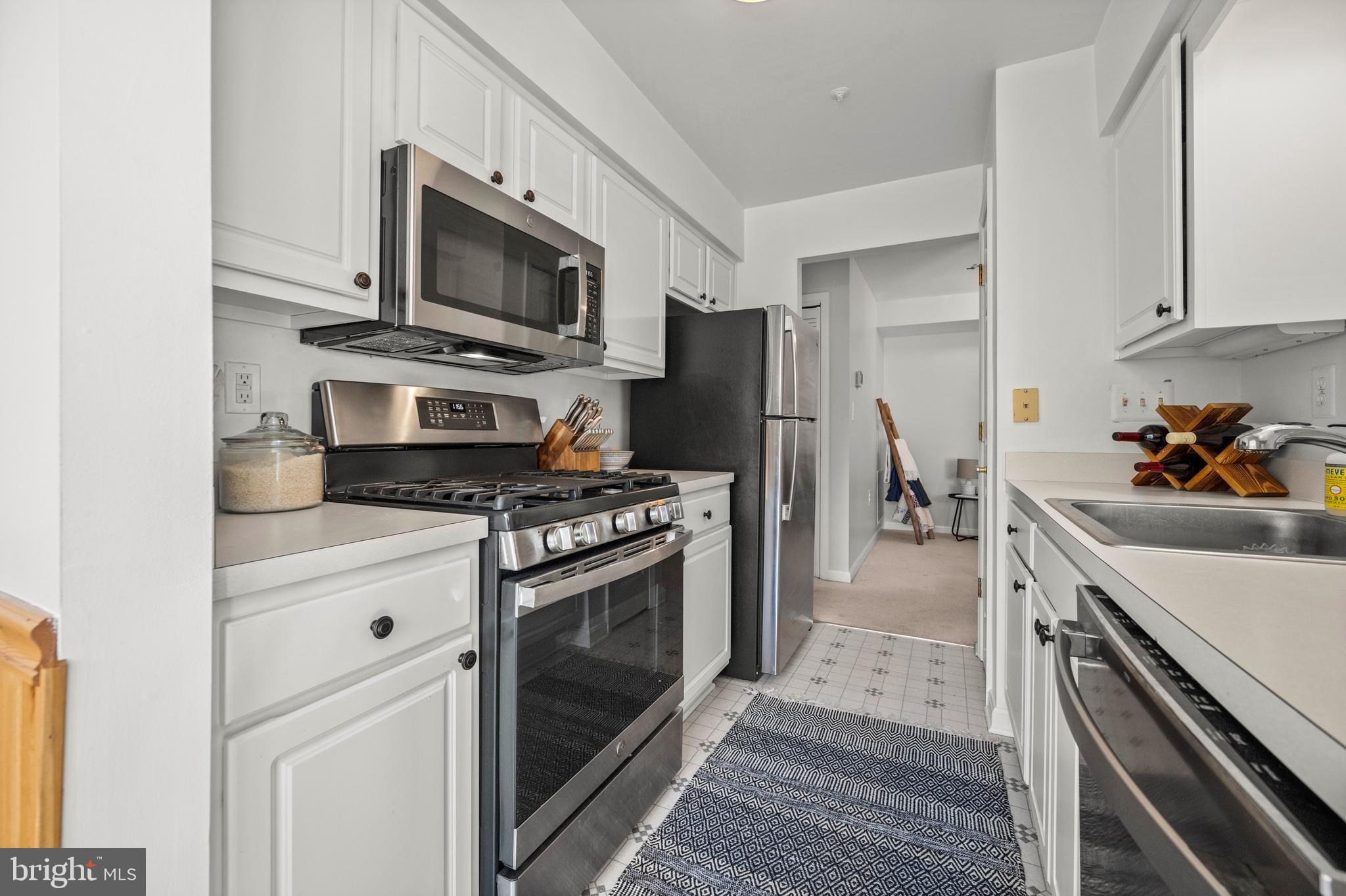 3810 Normandy Dr #2a
