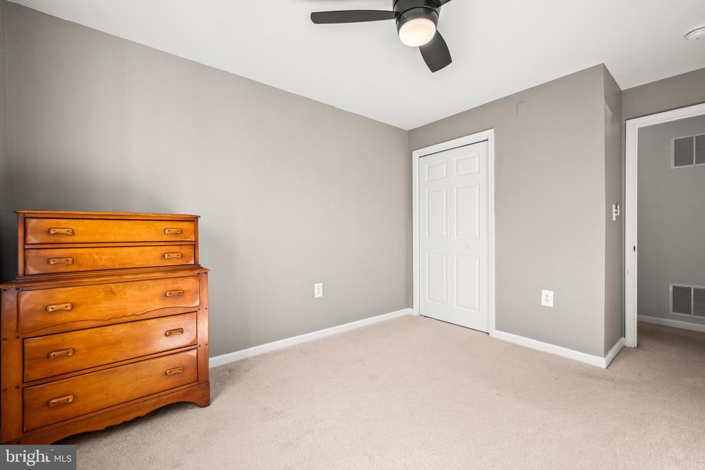 3810 Normandy Dr #2a