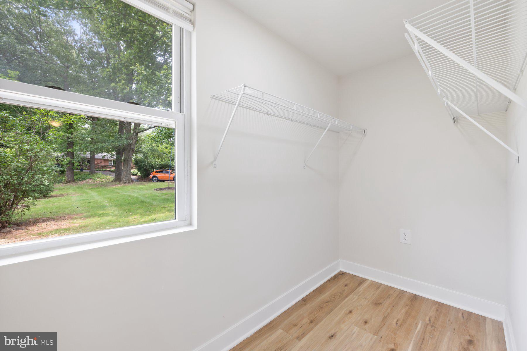 1024 CHERRYTOWN ROAD