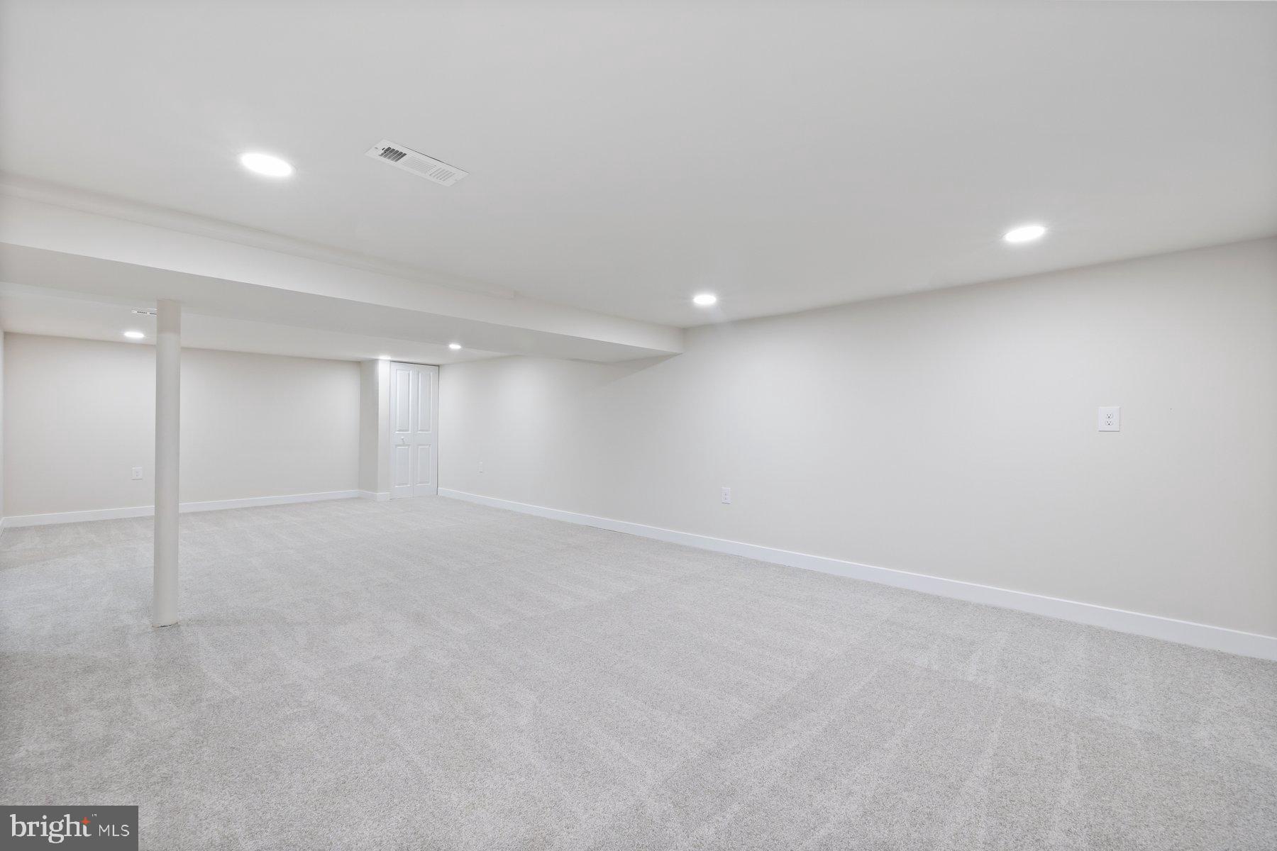 1024 CHERRYTOWN ROAD