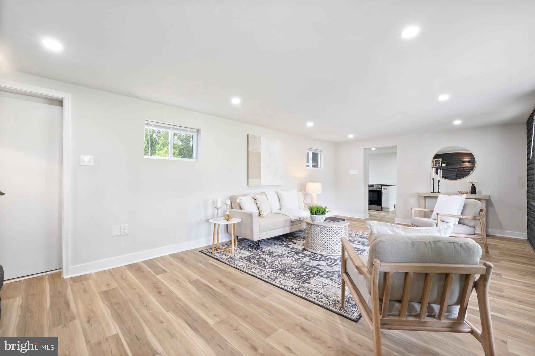 1024 CHERRYTOWN ROAD