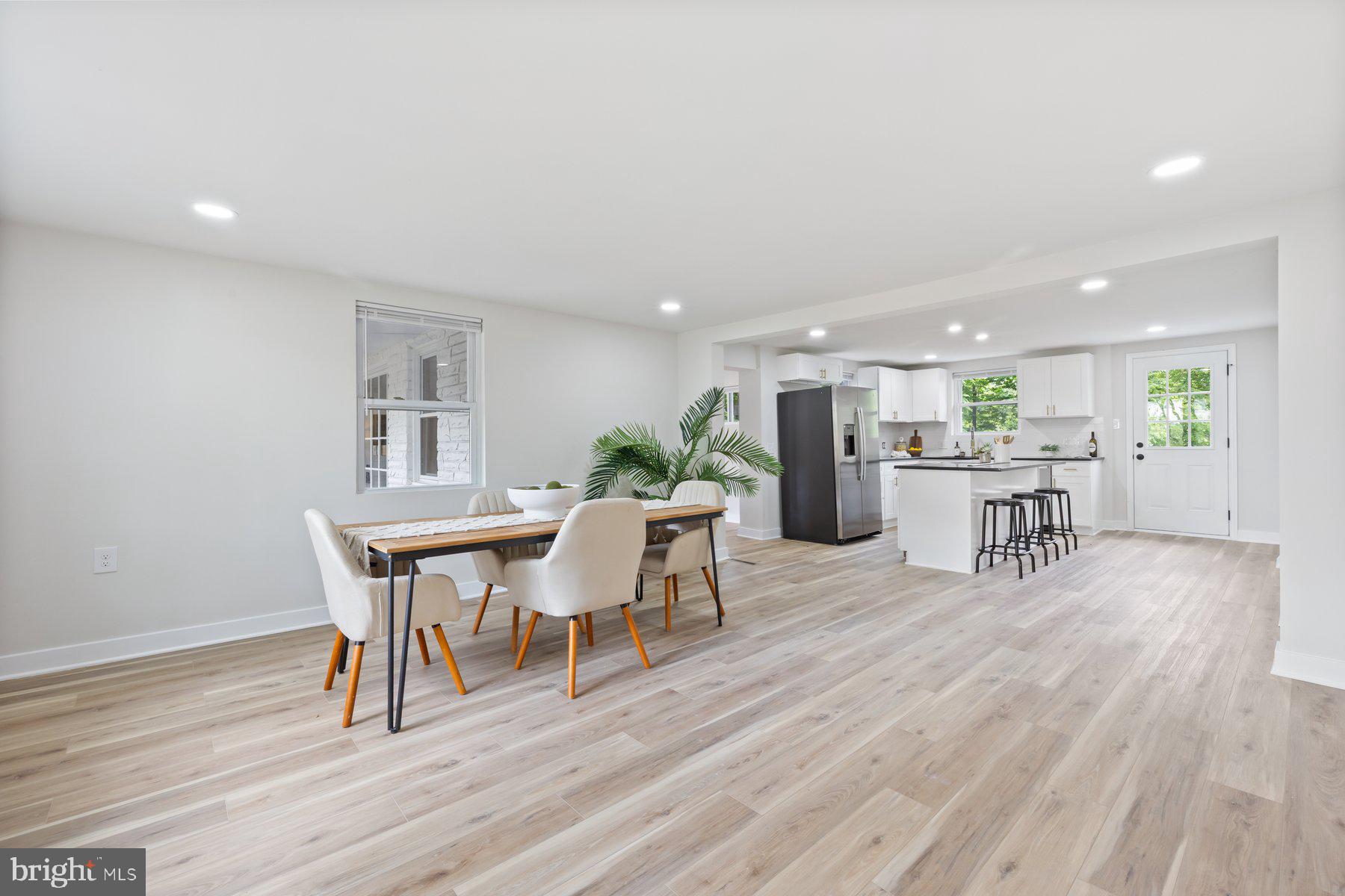 1024 CHERRYTOWN ROAD