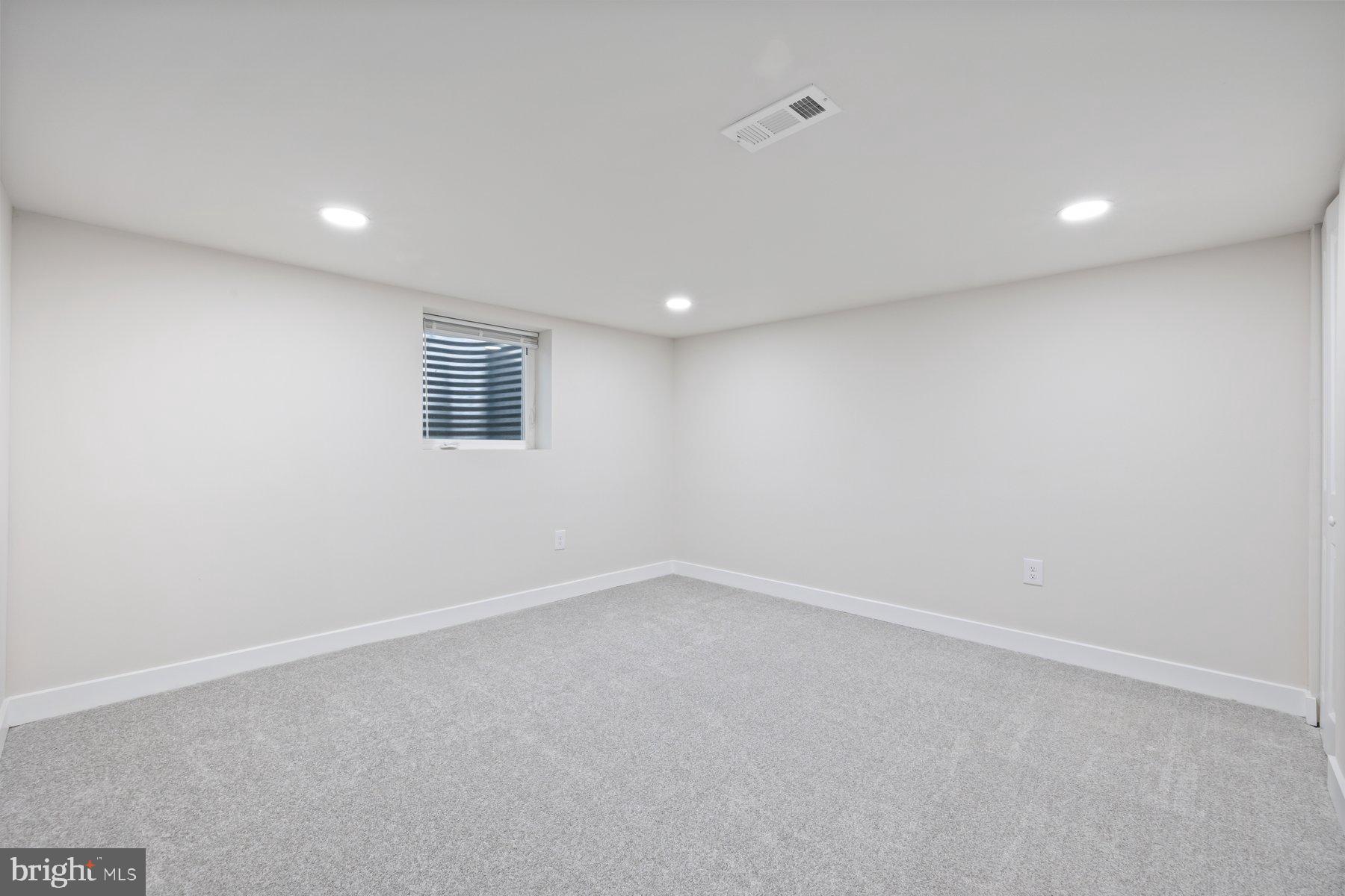 1024 CHERRYTOWN ROAD