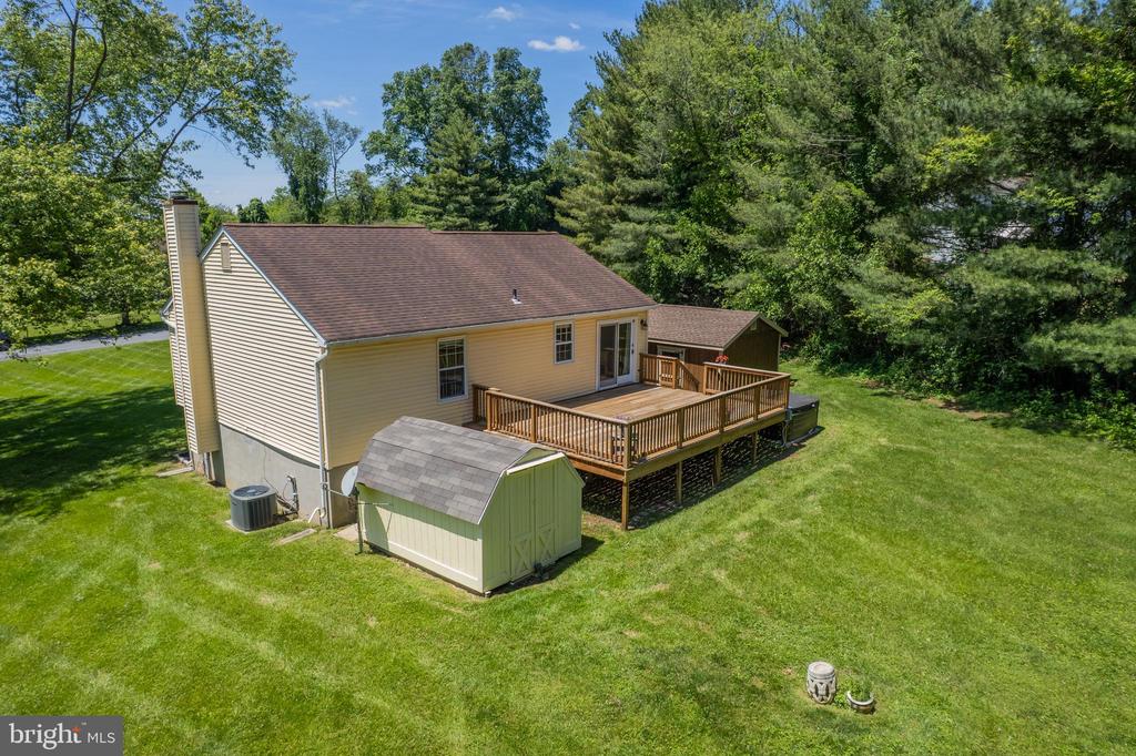 4285 Wolf Hill Dr