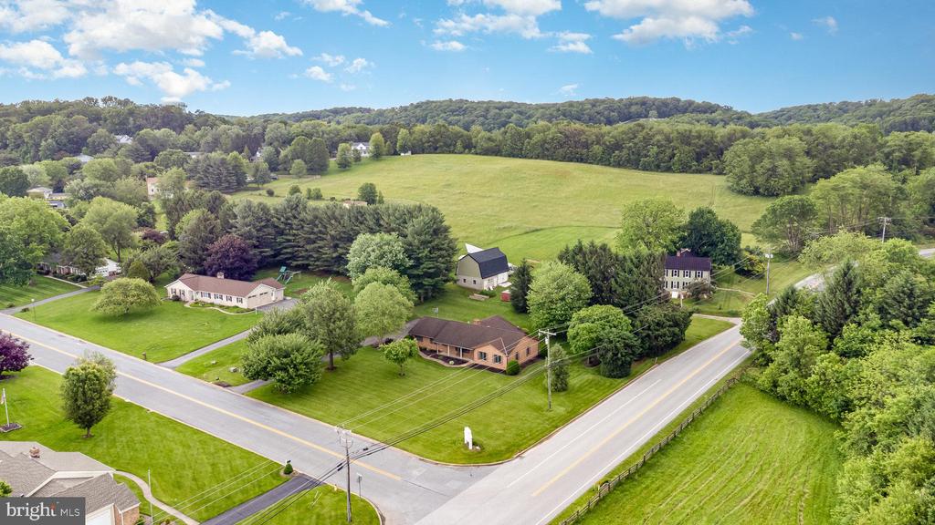 1199 Long Valley Rd