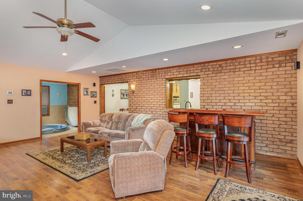 1199 Long Valley Rd