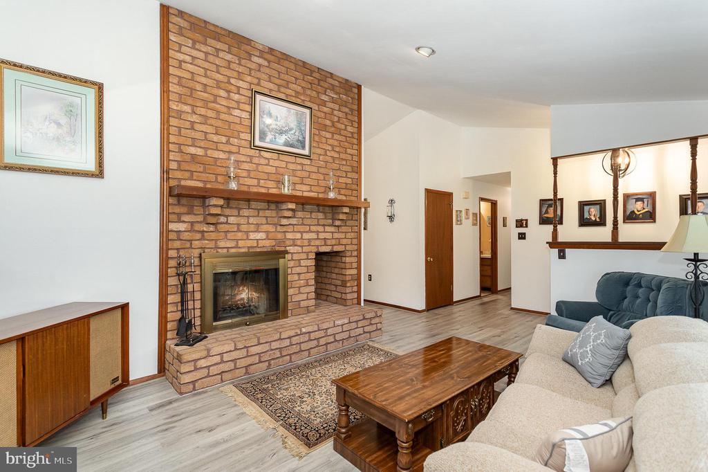 1199 Long Valley Rd