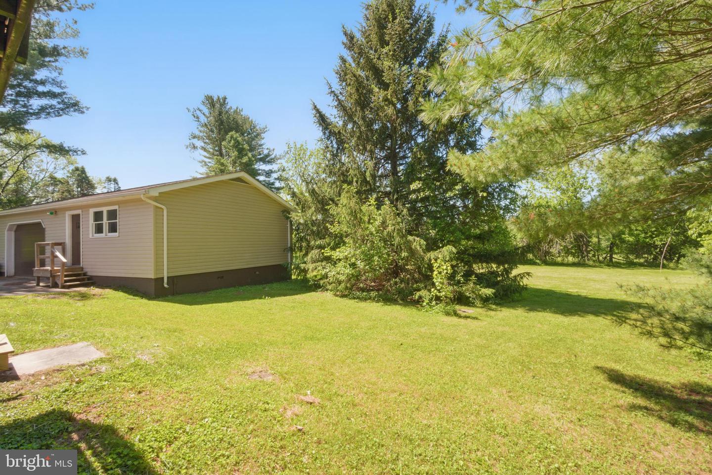 4202 Wolf Ct