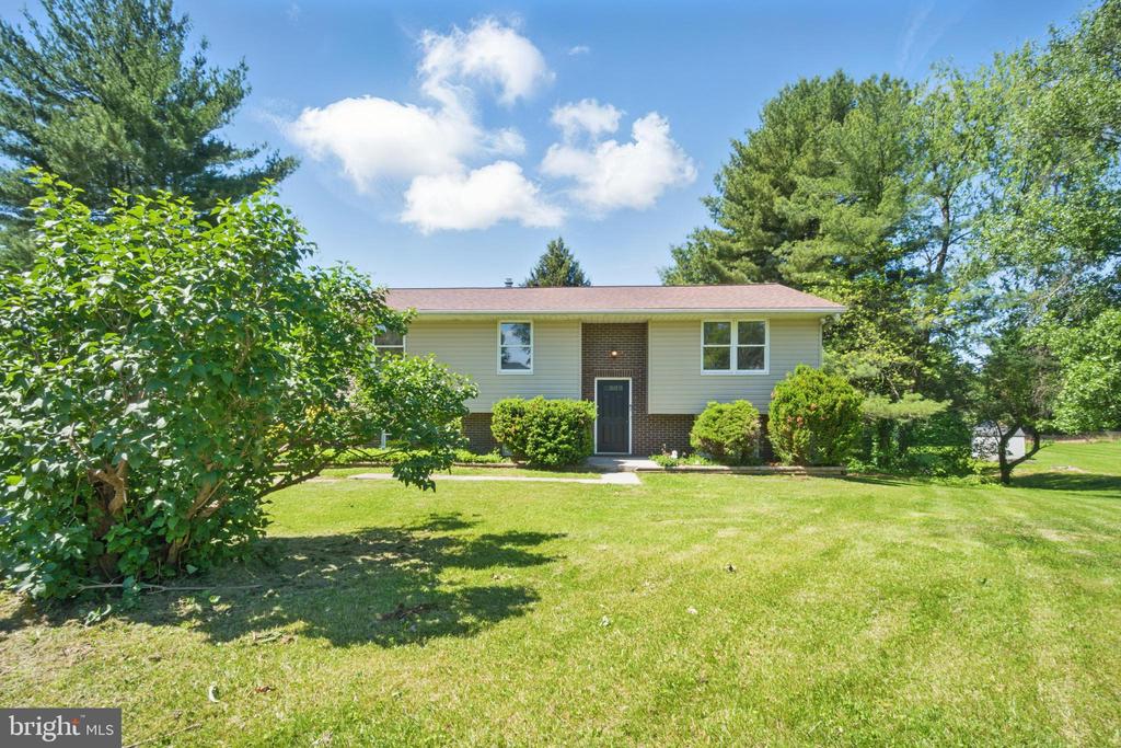 4202 Wolf Ct