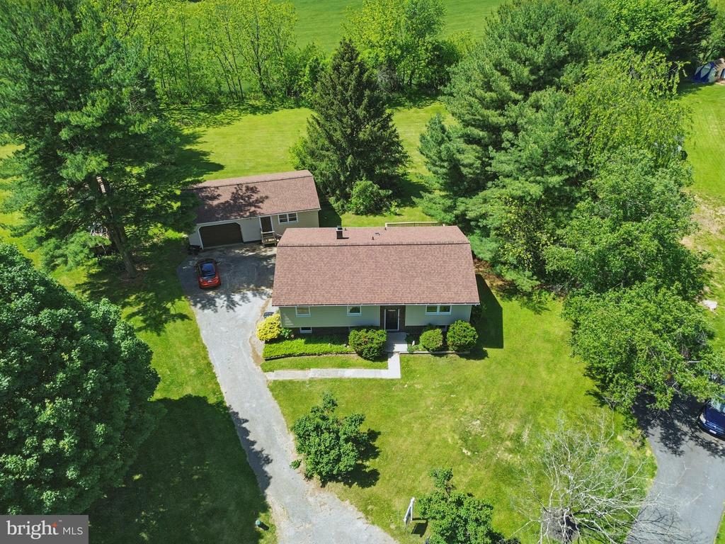 4202 Wolf Ct
