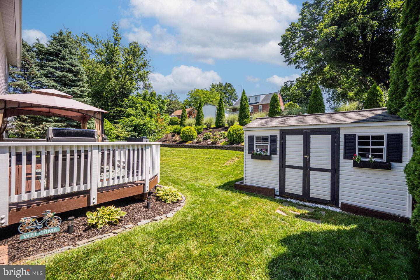 3925 Brittany Ln
