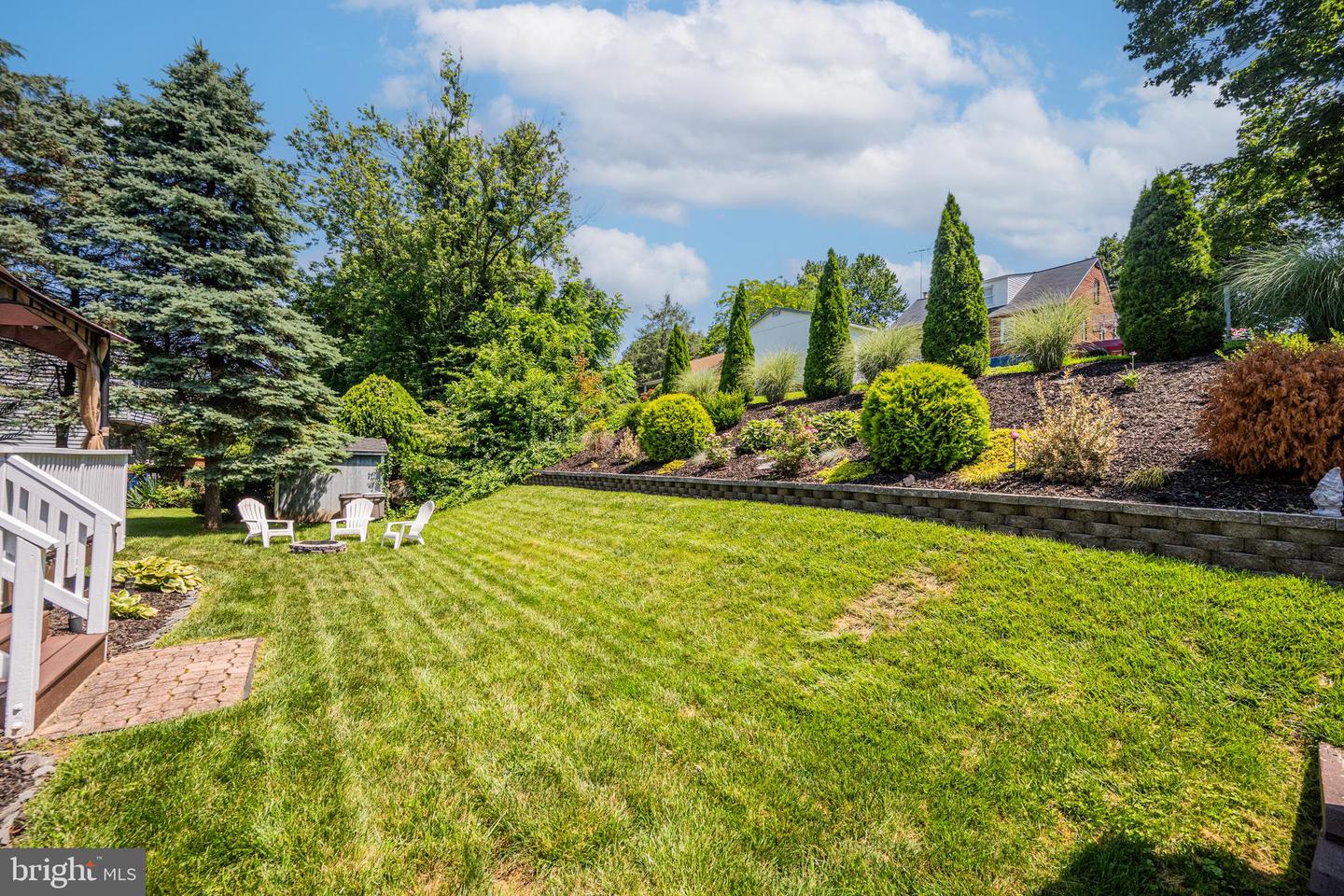 3925 Brittany Ln