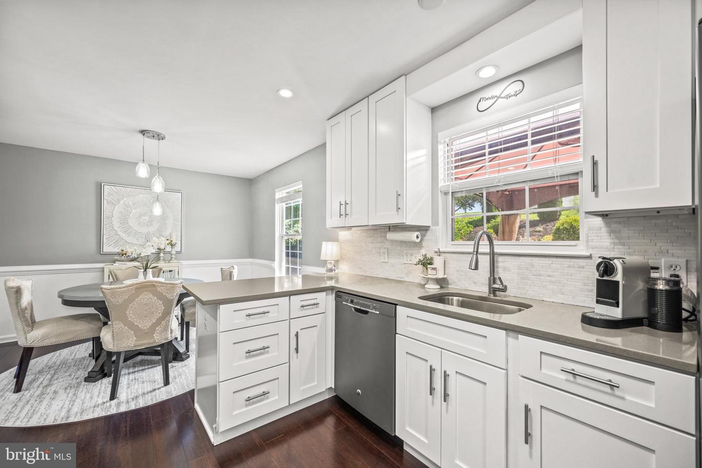 3925 Brittany Ln