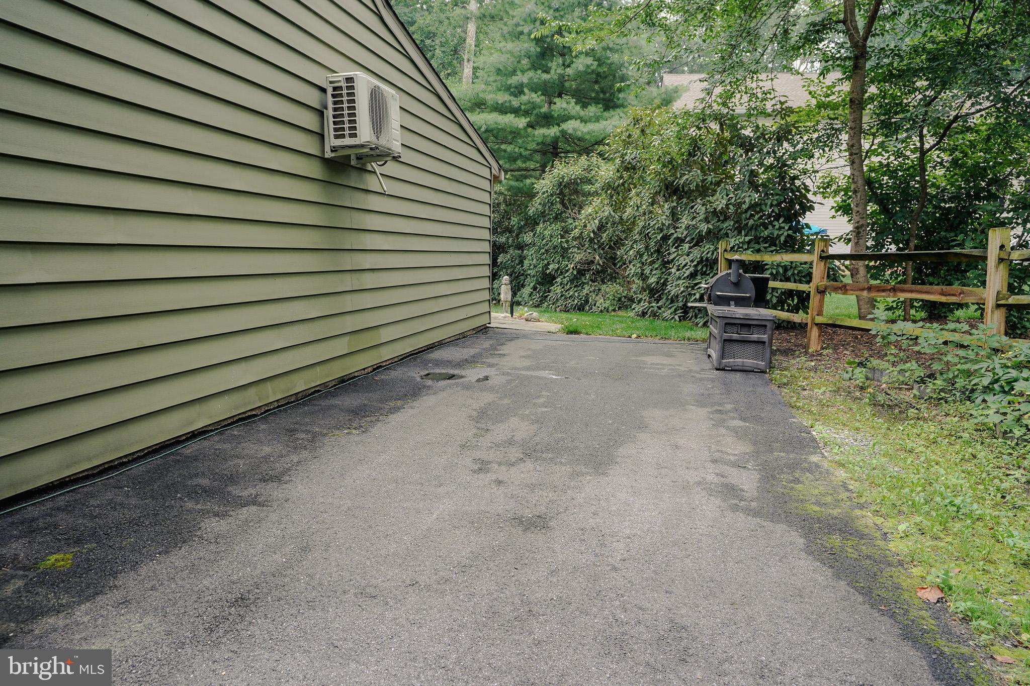 2401 WALDEN WAY