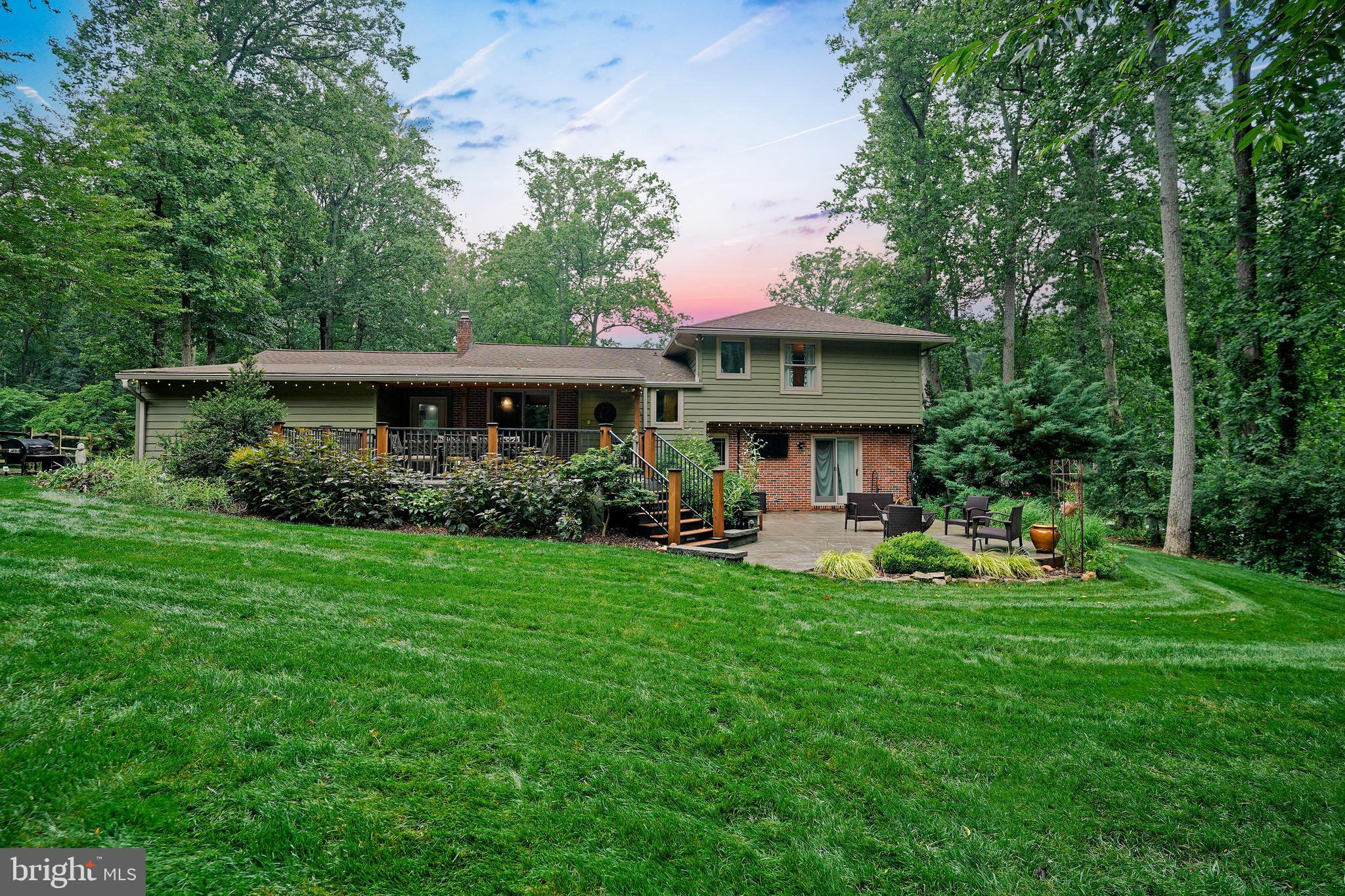 2401 WALDEN WAY