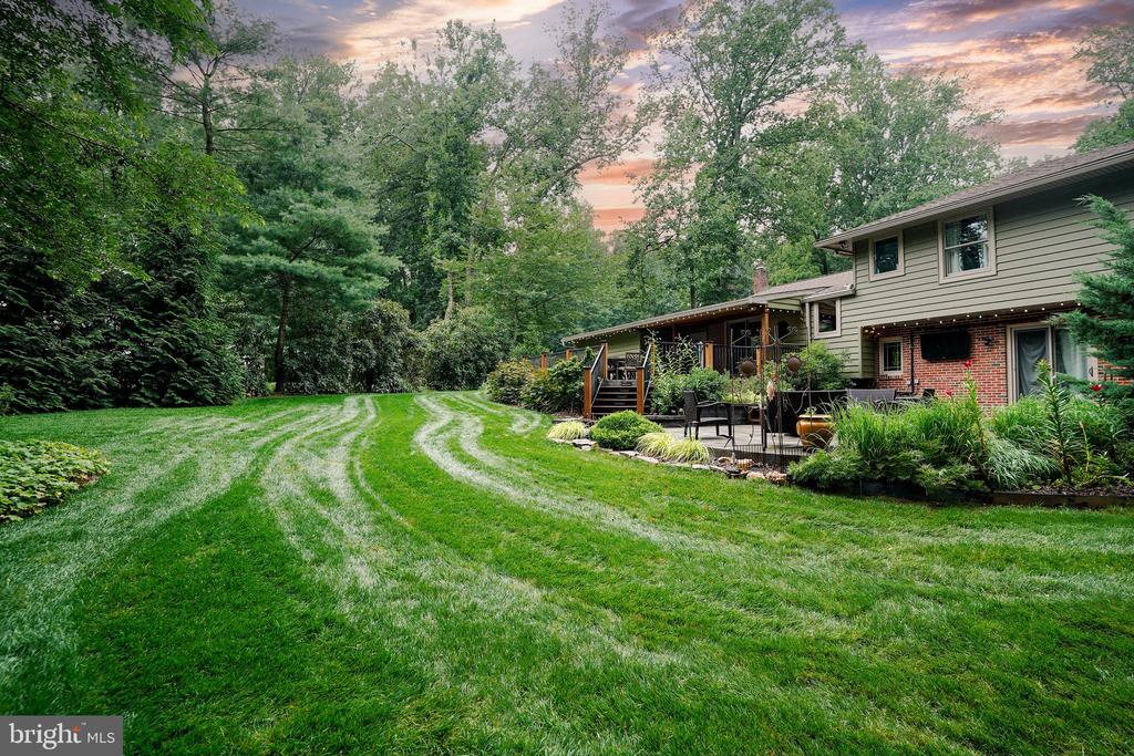 2401 WALDEN WAY