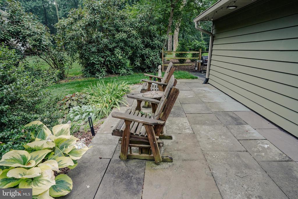 2401 WALDEN WAY