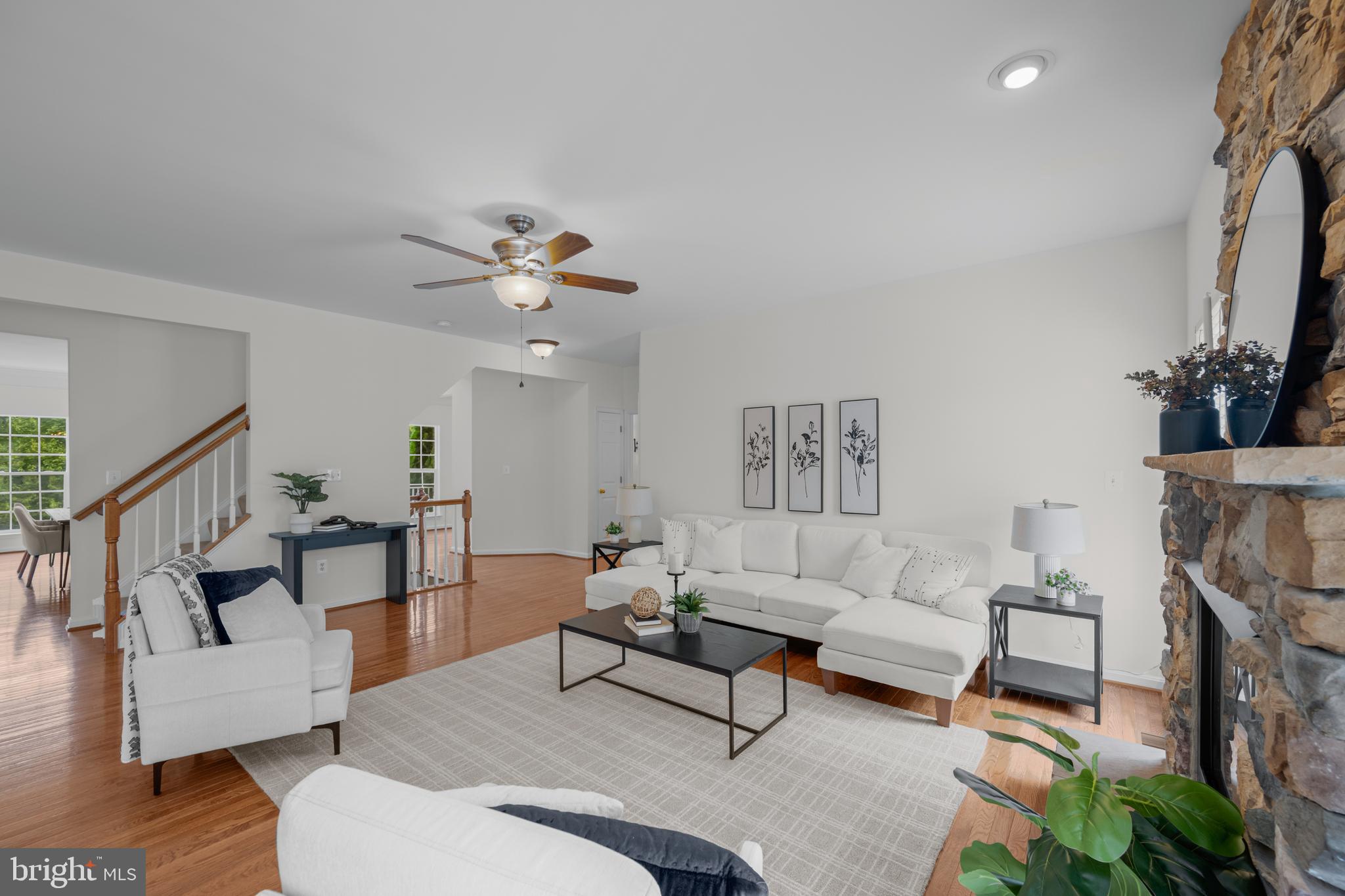 3737 ALMAR COURT