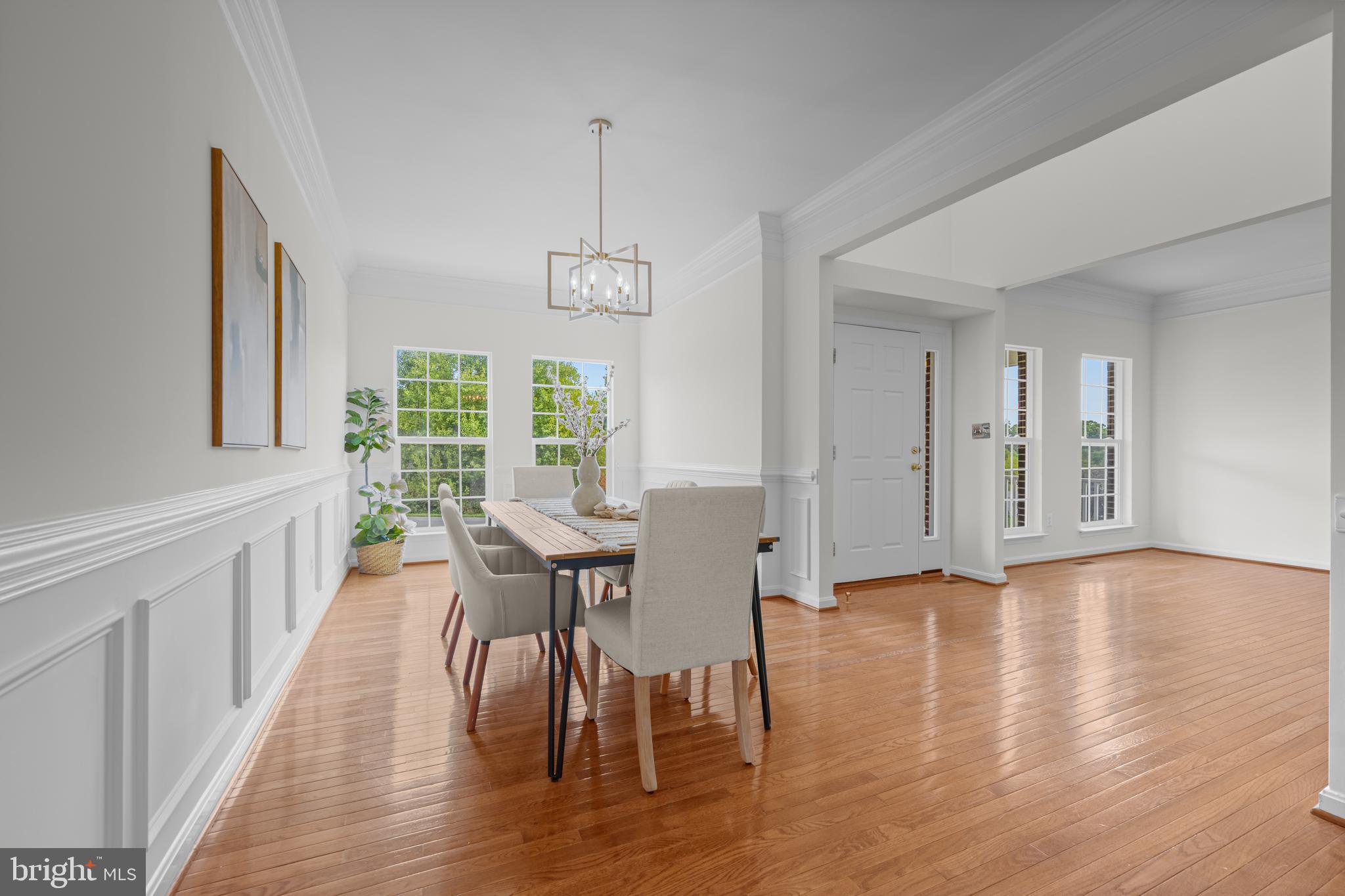 3737 ALMAR COURT