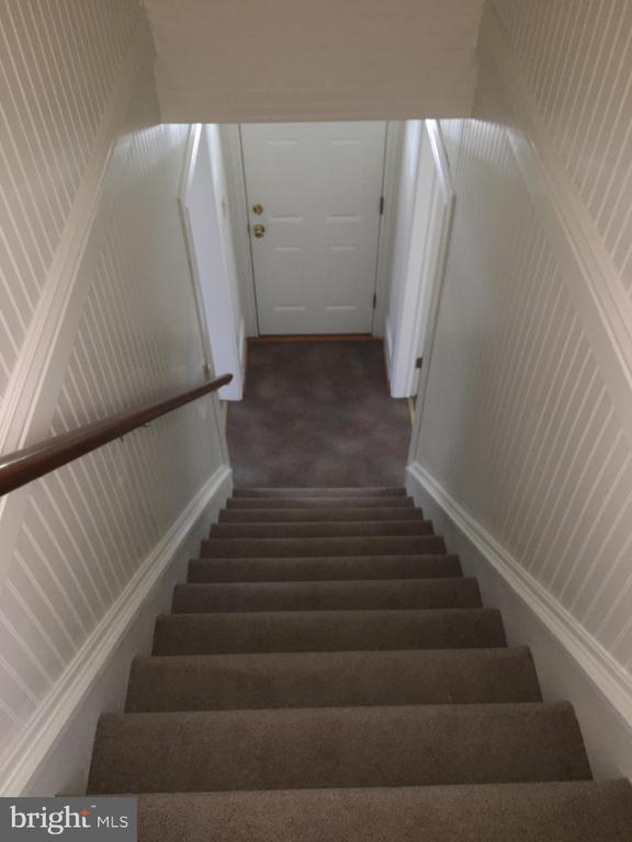 402 DORSEY AVE