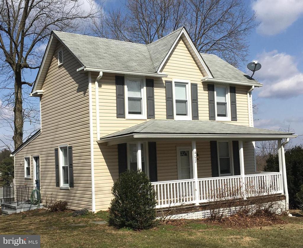 402 DORSEY AVE