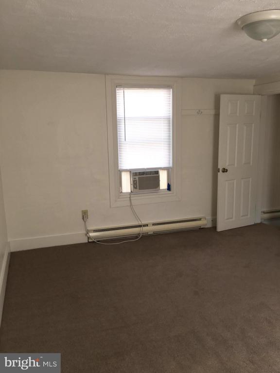 402 DORSEY AVE