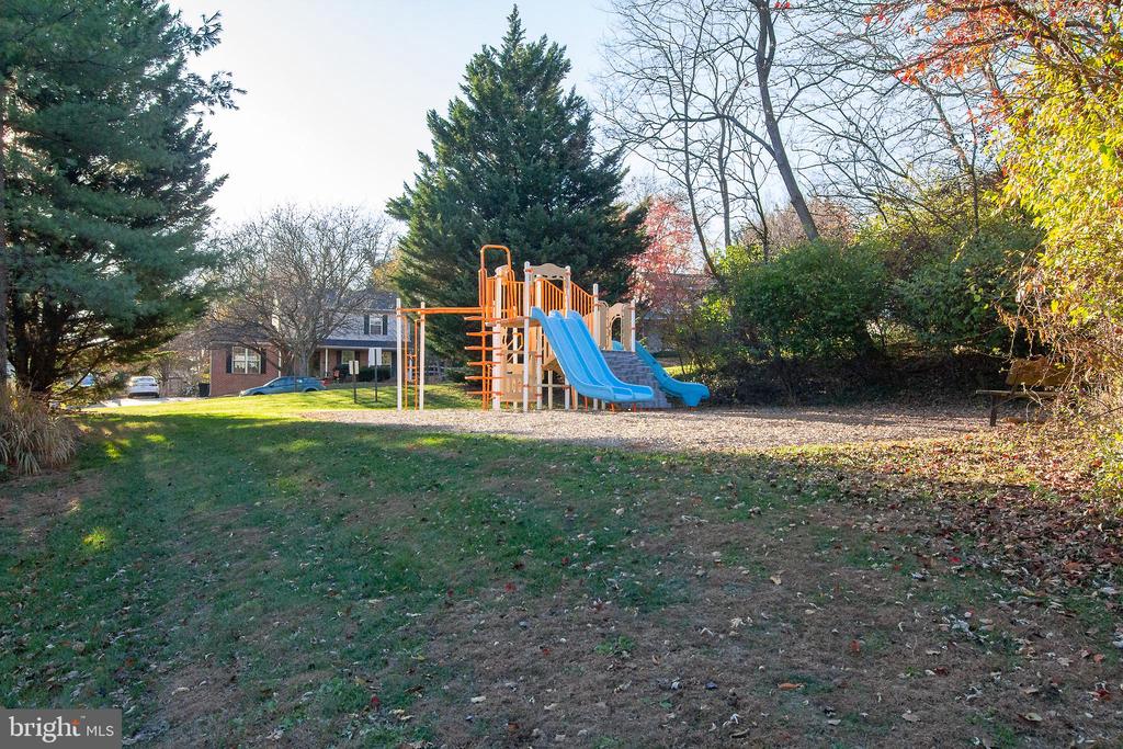 535 QUARRIER COURT