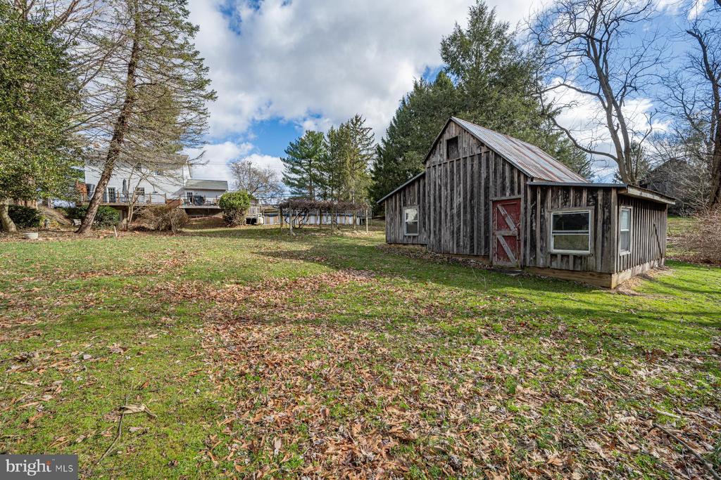 433 OBRECHT ROAD