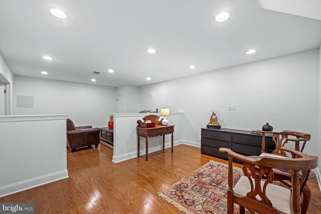 3510 JUNEBERRY COURT