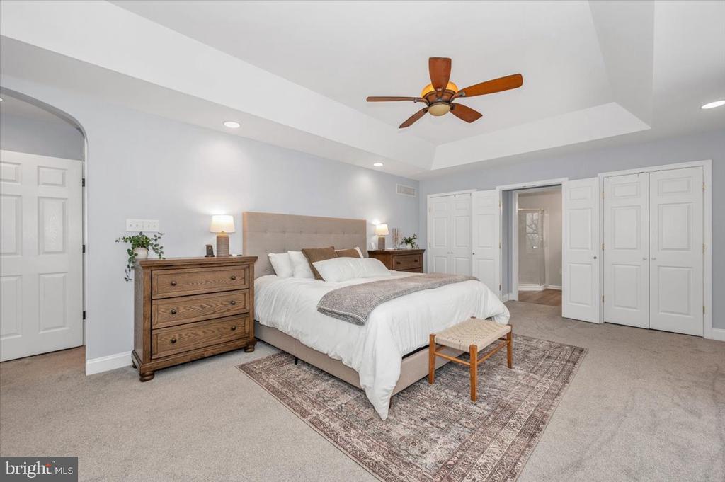 1589 SMILEY DRIVE