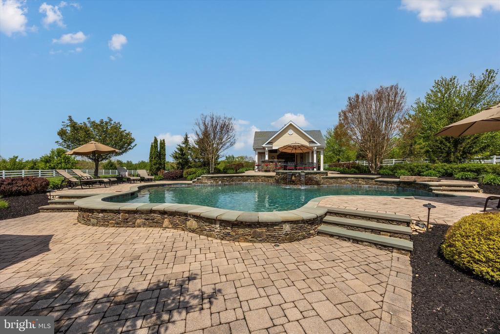 6170 CHALLEDON CIRCLE