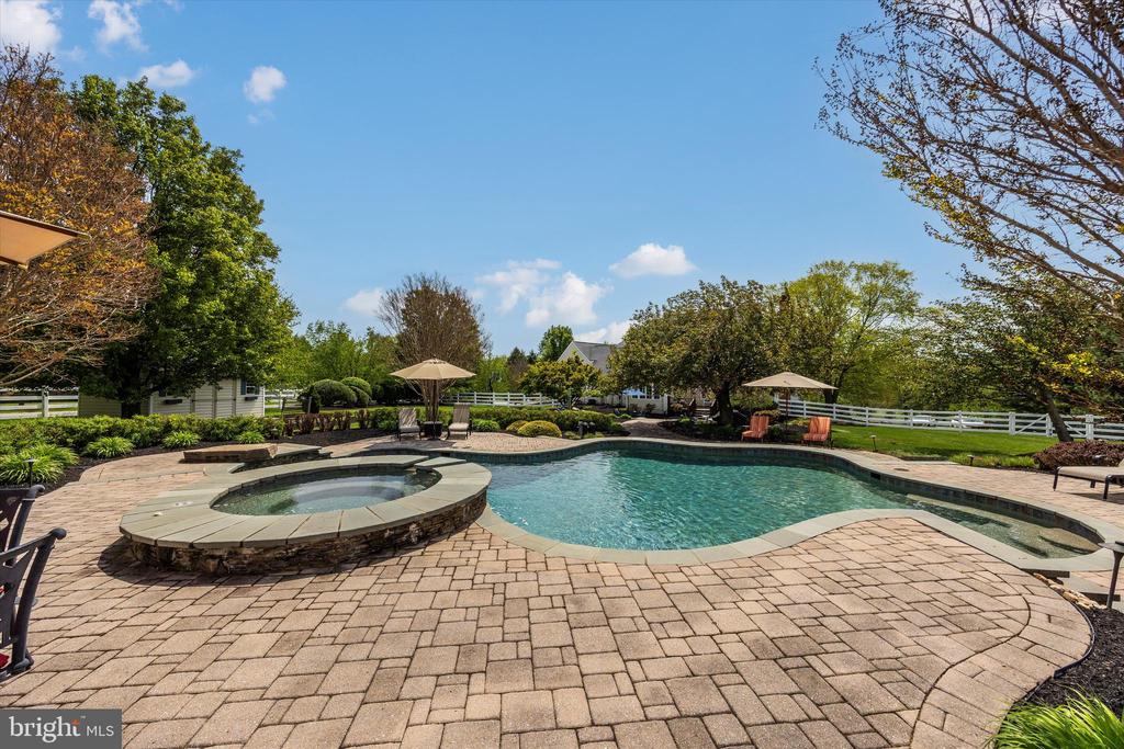 6170 CHALLEDON CIRCLE