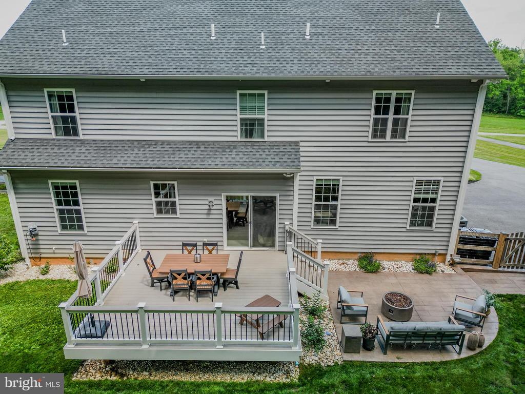 3270 PIPE CREEK VIEW DRIVE