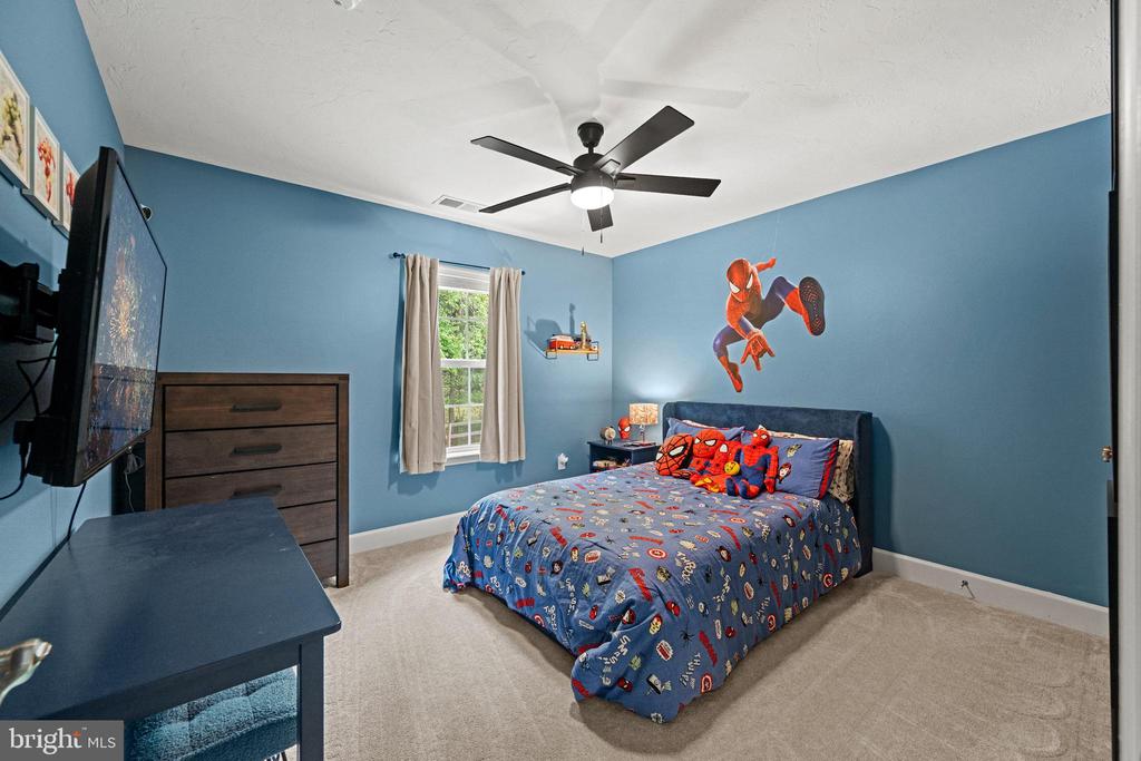 3270 PIPE CREEK VIEW DRIVE