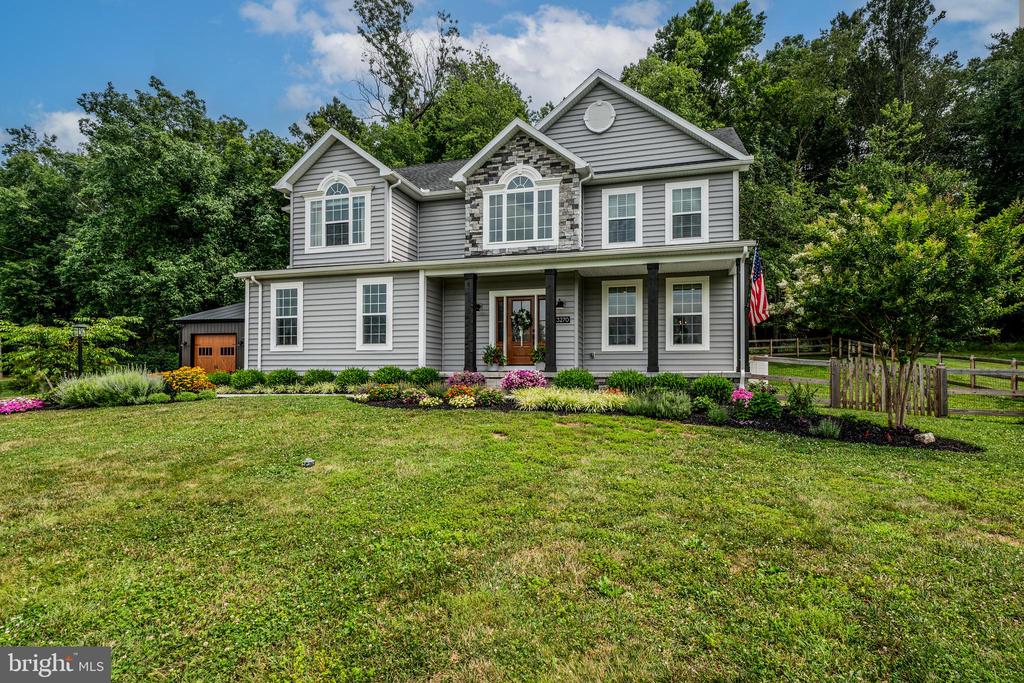 3270 PIPE CREEK VIEW DRIVE