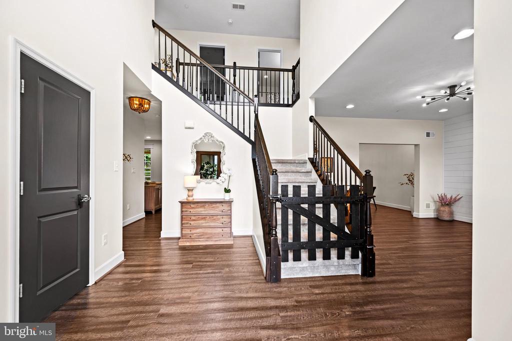 3270 PIPE CREEK VIEW DRIVE