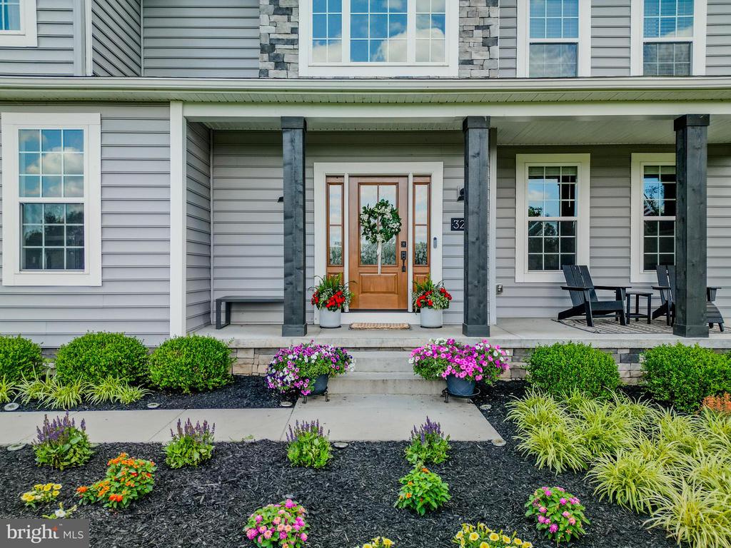 3270 PIPE CREEK VIEW DRIVE