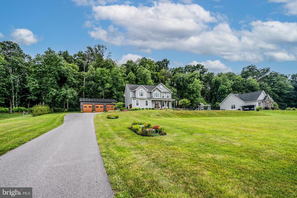 3270 PIPE CREEK VIEW DRIVE