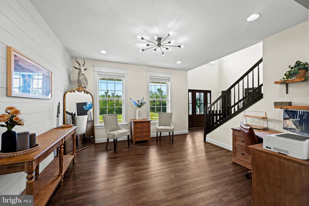 3270 PIPE CREEK VIEW DRIVE
